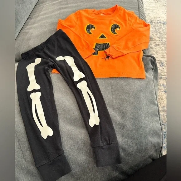 Carter’s Halloween Matching Set 3T and Ghostbusters tee - Picture 1 of 7